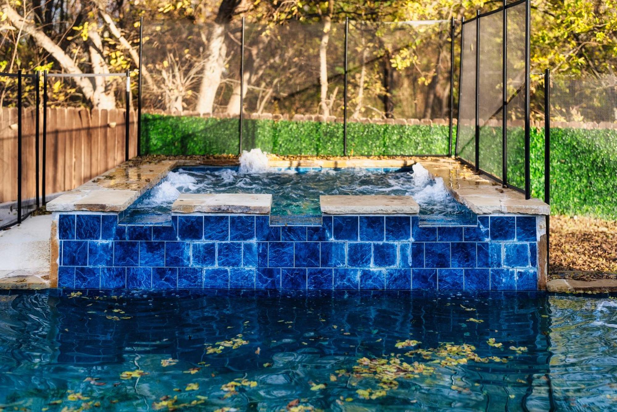 Stunning Family Home With Pool & Hot Tub - Sleeps 17 Pflugerville Exterior photo